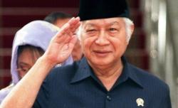 Sesepuh Pesantren Buntet Cirebon Dukung Penuh Gelar Pahlawan Nasional Soeharto<