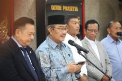 Jimly: 380 Anggota Polri Harus Pensiun Dini usai PP Penempatan Polisi di Kementerian Terbit