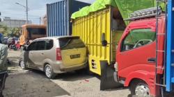 Kecelakaan di Sidrap, Truk Kontainer Mundur di Jalur Menanjak Tabrak 3 Kendaraan<