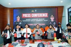 Waduh! Pasutri di Ponorogo Ditangkap gegara Jual Senjata Api Ilegal<
