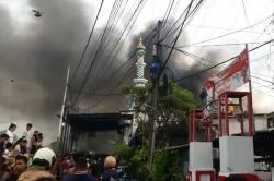 Rumah di Jatipulo Jakbar Terbakar, Belasan Unit Damkar Dikerahkan 