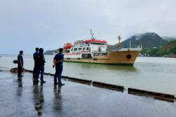 Cuaca Ekstrem, Kemenhub Pasang Status Waspada Transportasi Laut<