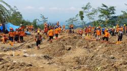 Operasi SAR Terakhir Pencarian Korban Longsor Banjarnegara Difokuskan di Sektor C<