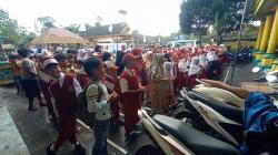 Terdampak Letusan Gunung Semeru, Puluhan Siswa SDN 02 Supiturang Menumpang di Sekolah Lain<