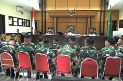 Terungkap di Persidangan, 17 Terdakwa Aniaya Prada Lucky Bergantian secara Maraton<