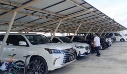 KPK Lelang Barang Sitaan 33 Perkara Korupsi, Mobil Lexus hingga Tas Branded