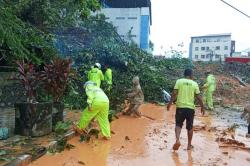 Banjir Bandang Sibolga dan Tapteng, BNPB Kerahkan Tim Buka Akses Jalan<