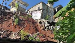 Rumah 3 Lantai di Depok Nyaris Roboh Imbas Longsor