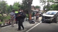 Kecelakaan Beruntun di Nganjuk, 3 Orang Dilarikan ke Rumah Sakit<