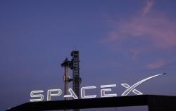  Perusahaan Elon Musk SpaceX Masuk Klub Raksasa Militer Dunia: Era Baru Perang Antariksa?