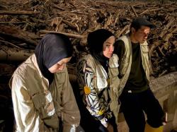 Tangis Zaskia Adya Mecca Pecah saat Tahu Korban Banjir Aceh Tamiang Minum Air Hujan