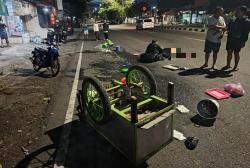 Kecelakaan Pemotor Tabrak Gerobak Dagangan di Bantul, 2 Orang Luka-Luka<