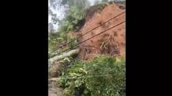 Mengerikan! Detik-Detik Longsor Nyaris Timbun Rumah Warga Terekam Kamera<