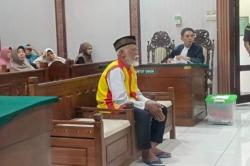 Pembunuh 2 Jemaah Salat Subuh di Musala Al Manar Bojonegoro Divonis Mati<