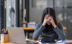 Karyawan Perempuan Ini Dipecat karena Selalu Datang Lebih Awal ke Kantor, kok Bisa?