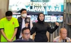 Penampakan Resbob Pakai Baju Tahanan usai jadi Tersangka Kasus Hina Suku Sunda<