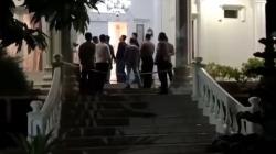 Polisi Selidiki Kematian Tragis Bocah di Rumah Mewah Cilegon, 8 Orang Diperiksa<
