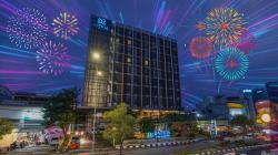Rayakan Tahun Baru dengan Energi Penuh Warna di BATIQA Hotel Palembang!<