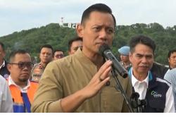 Menko AHY Cek Pelabuhan Merak Jelang Nataru 2026, Pastikan Penyeberangan Lancar<