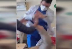 Viral, Dokter Ngamuk Pukuli Pasien di Ruang Perawatan