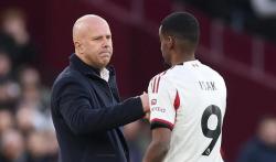 Alexander Isak Cedera Parah, Arne Slot Prediksi Waktu Comeback sang Striker