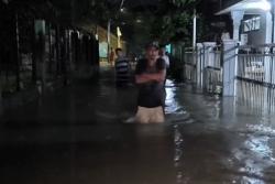 Banjir Terjang 3 Kecamatan di Cirebon, Ketinggian Air hingga 1,5 Meter
