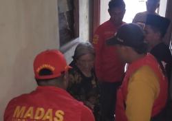 Masih Trauma, Nenek Elina Pilih Diam saat Ditemui Ormas Madas di Rumah Kos<