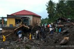 BNPB: 16 Orang Tewas akibat Banjir Bandang di Sitaro Sulut, 682 Jiwa Mengungsi<
