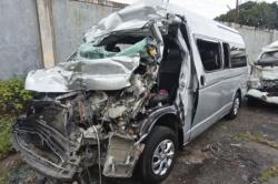 Terungkap! Minibus Tabrak Truk di Tol Semarang-Solo Bawa Rombongan Guru Hendak Melayat<