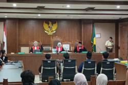 Hakim Tolak Eksepsi Delpedro cs, Sidang Dilanjutkan ke Pembuktian