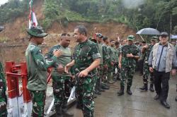 KSAD Maruli Resmikan Jembatan Bailey di Bener Meriah, Akses Warga Kembali Terhubung<