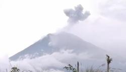 Gunung Semeru Erupsi Lagi Hari Ini, Awan Panas Meluncur 5.000 Meter ke Tenggara<
