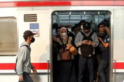 Banjir Surut, Jalur KA Stasiun Kampung Bandan-Jakarta Kota Dipastikan Normal<