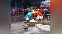 Konvoi Rombongan Sekuriti Kecelakaan di Jombang, 1 Orang Tewas Terlindas Truk<