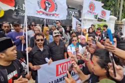 OTT Bupati Sudewo, Warga Pati Gelar Aksi Dukung KPK Usut Tuntas<