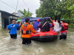 Banjir Rendam Karawang hingga Bekasi, BNPB: 14.038 Jiwa Terdampak, 1 Meninggal<