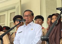 Pramono Buka Peluang Siswa Belajar di Sekolah lagi jika Cuaca Besok Cerah