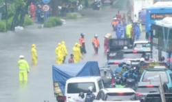 Banjir Jabodetabek, Jalan DI Panjaitan Jaktim Tergenang Air hingga 50 Cm