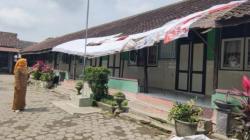 Sekolah Rusak Diterjang Angin Kencang, Siswa SDN di Boyolali Dipindahkan Sementara<