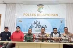 Babinsa Kemayoran Dijatuhi Hukuman Disiplin usai Tuding Pedagang Es Kue Jadul Pakai Spons