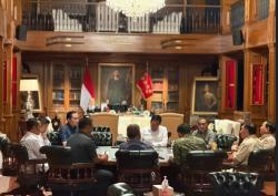 Prabowo Pimpin Ratas di Hambalang, Bahas Pembangunan 10 Kampus Kerja Sama RI-Inggris