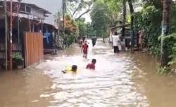 Banjir Bekasi Hari Ini Rendam Ratusan Rumah di Tambun, Warga Terpaksa Mengungsi<