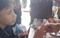 Viral Jari Mahasiswa di Cirebon Bengkak Terjerat Tali Ripet, Damkar Turun Tangan<