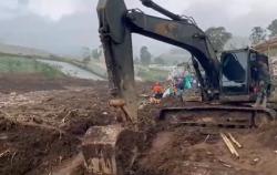 Update Longsor Cisarua: 70 Kantong Jenazah Dievakuasi, 10 Korban Masih Hilang