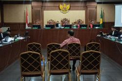 Jalani Sidang, Nadiem Ngaku Masih Butuh Perawatan Medis di RS