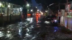 Hujan Deras di Bromo, Banjir Lumpur Rendam Puluhan Rumah di Probolinggo<