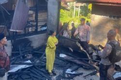 Cekcok dengan Istri, Suami di Tapanuli Tengah Bakar Rumah<