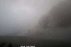 Gunung Semeru Meletus, Luncurkan Awan Panas Guguran Sejauh 6.000 Meter<