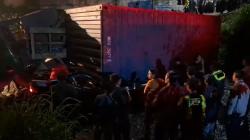 Kecelakaan Tewaskan 3 Orang Sekeluarga di Karawang, Sopir Truk Ditetapkan Tersangka<