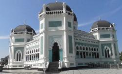 Sejarah Masjid Raya Al Mashun Medan, Dirancang Arsitek Belanda dengan Biaya 1 Juta Gulden<